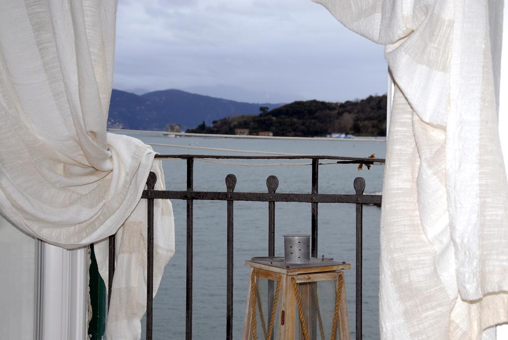 بورتوفينيري La Casetta Sul Mare Guesthouse المظهر الخارجي الصورة